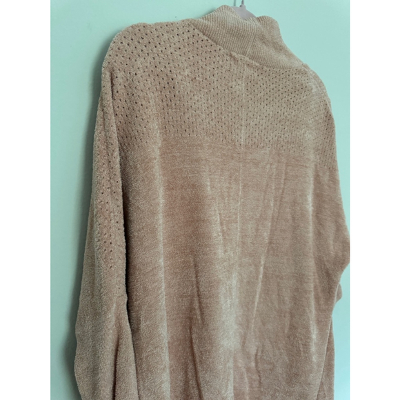 bundle of women’s Barefoot Dreams Cardigan S/M White - Picture 16 of 16